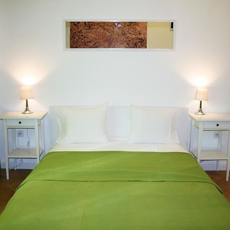 Apartment Lea Praha Bagian luar foto