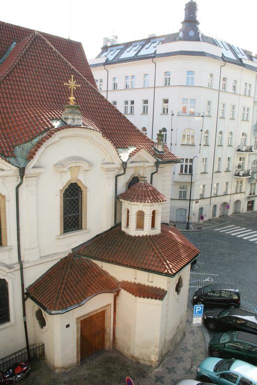 Apartment Lea Praha Bagian luar foto