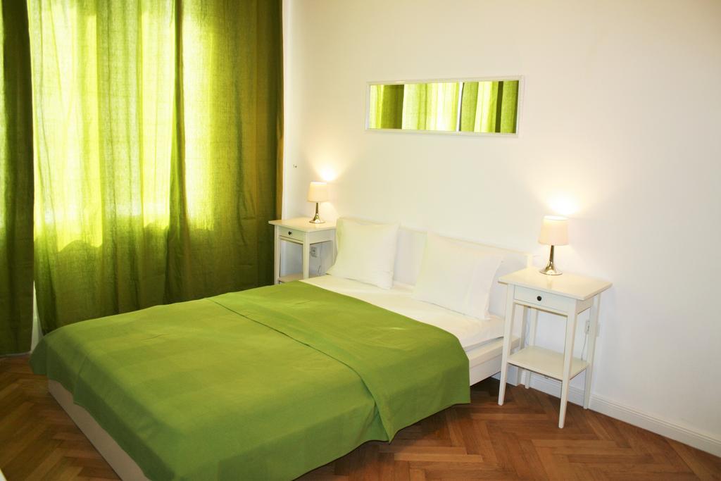 Apartment Lea Praha Bagian luar foto