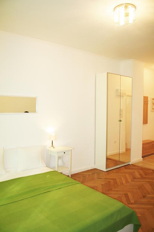 Apartment Lea Praha Bagian luar foto